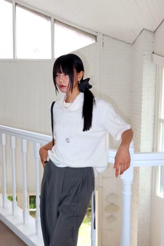 白色