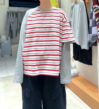 红色
