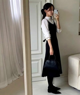 黑色