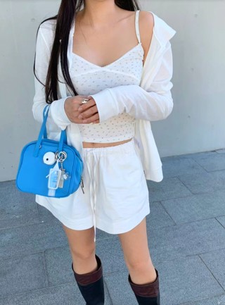 白色