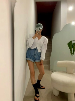 白色