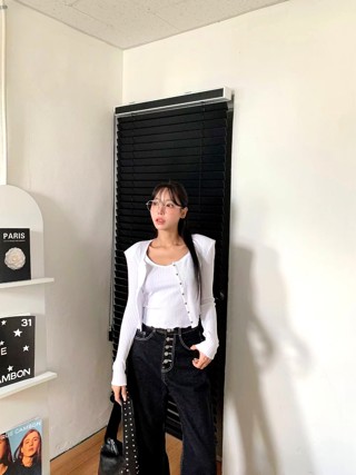 白色
