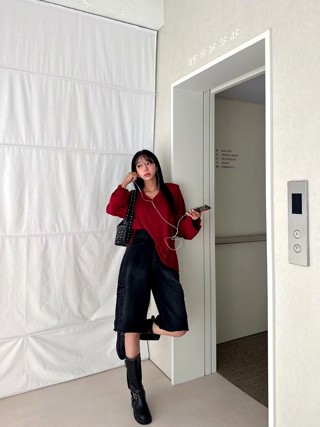 黑色