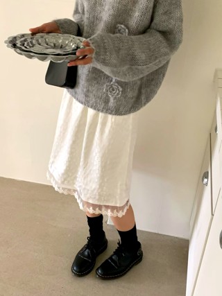 白色