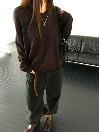 黑色