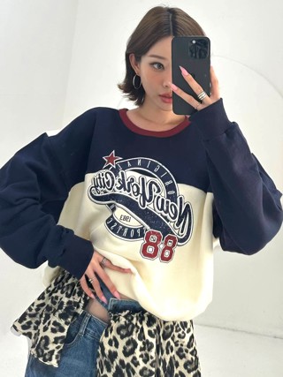 蓝色