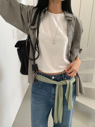 白色