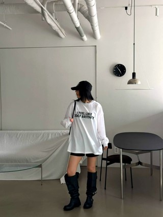 白色