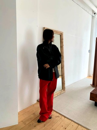 红色