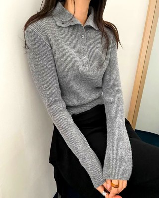 灰色