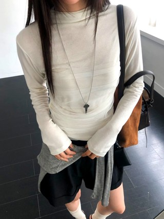 白色