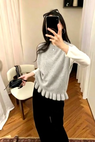 灰色