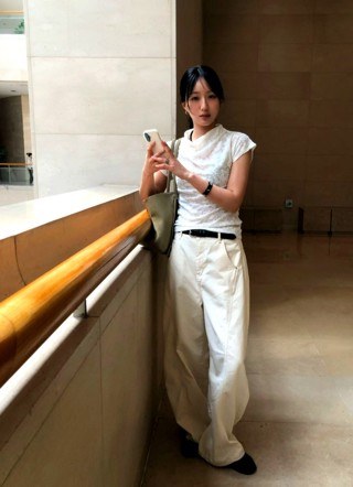白色