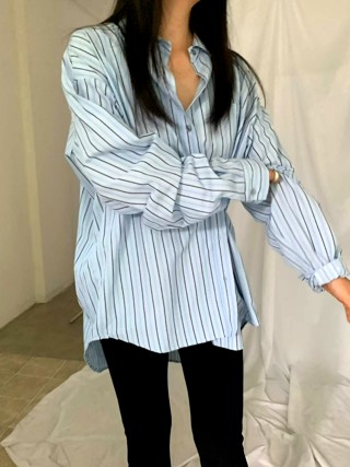 蓝色