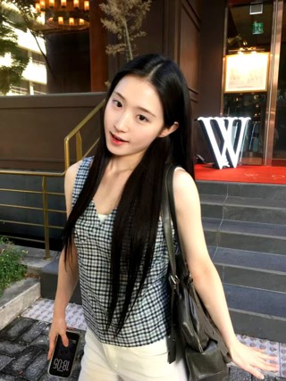 白色