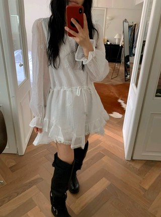 白色