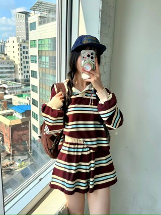 红色