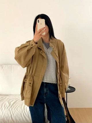 卡其色