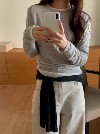 灰色