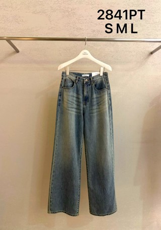 蓝色