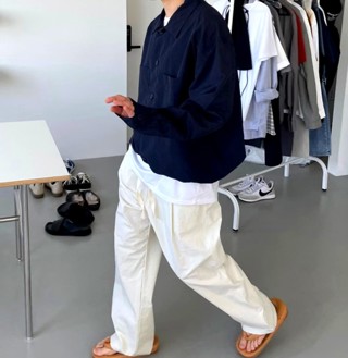 白色