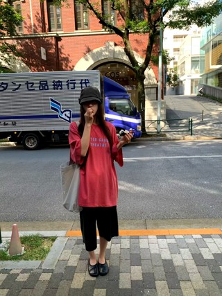 红色