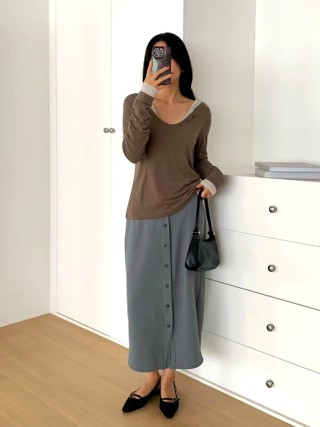 灰色