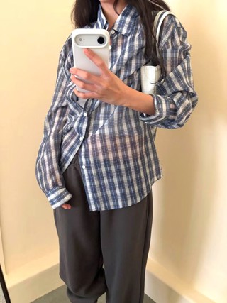 蓝色