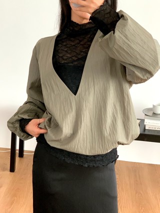 卡其色