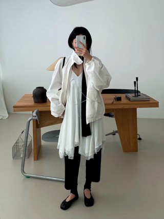 白色
