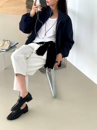 白色