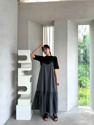 灰色