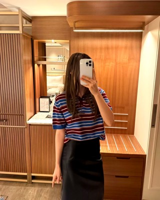 蓝色