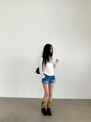 白色
