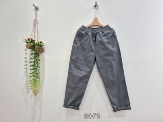 灰色