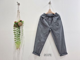 灰色