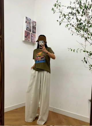 白色