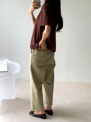 卡其色