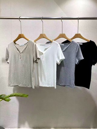 白色