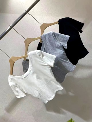 白色