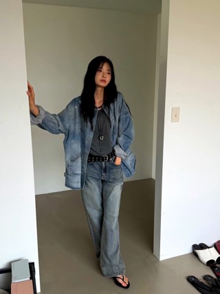 蓝色