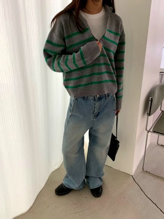 灰色