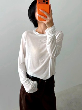 白色