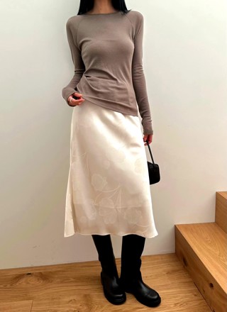 白色