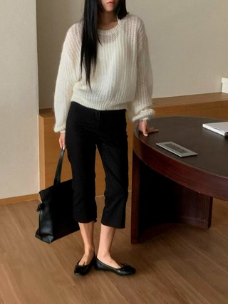 黑色
