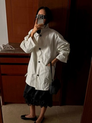 白色