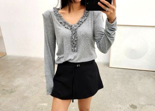 灰色