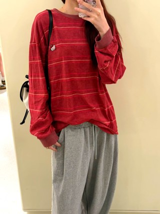 红色