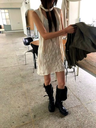 白色