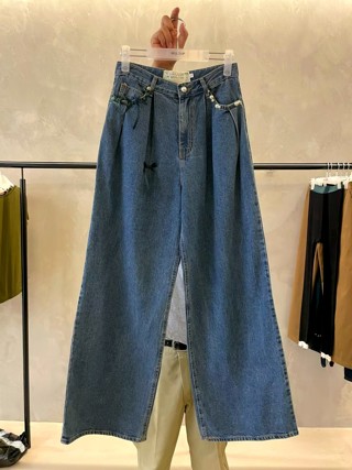 蓝色